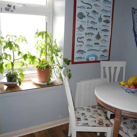 Apartament Coastal Kerry Hideaway - Sleeps 6 & Free Parking *