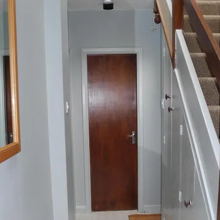 Coastal Kerry Hideaway - Sleeps 6 & Free Parking