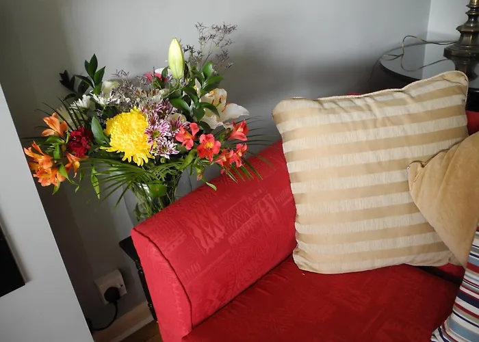 Coastal Kerry Hideaway - Sleeps 6 & Free Parking